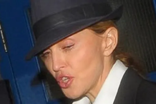 Мадонна открыла фитнес-центр в Мексике Мадонна открыла фитнес-центр в Мексике