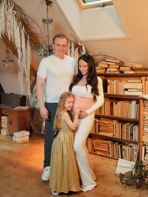 Сергей и Екатерина Сафроновы ждут второго общего ребенка