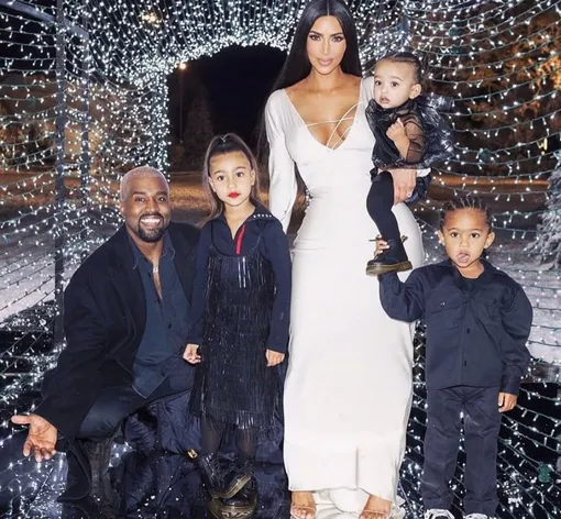 Канье Уэст с семьей