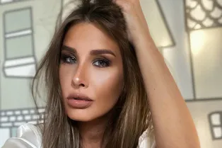 «Отличный ракурс для беременных!»: Кети Топурия снялась в бикини на пляже «Отличный ракурс для беременных!»: Кети Топурия снялась в бикини на пляже