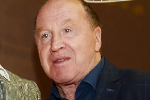 Владимира Стеклова экстренно прооперировали после обнаружения рака предстательной железы Владимира Стеклова экстренно прооперировали после обнаружения рака предстательной железы