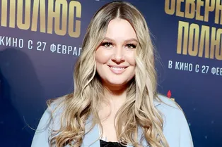 «Невозможно работать с четырьмя детьми»: Мария Кожевникова объяснила, почему приостановила карьеру актрисы «Невозможно работать с четырьмя детьми»: Мария Кожевникова объяснила, почему приостановила карьеру актрисы