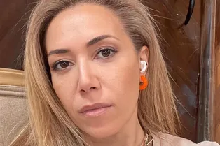 «Радовать себя не забываю»: Карина Кокс вышла на связь после рождения дочери, показав умилительное фото «Радовать себя не забываю»: Карина Кокс вышла на связь после рождения дочери, показав умилительное фото