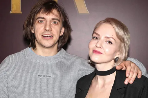 «Я подала на развод»: Любовь Виролайнен рассказала о любовницах актера сериала «Король и Шут» Константина Плотникова «Я подала на развод»: Любовь Виролайнен рассказала о любовницах актера сериала «Король и Шут» Константина Плотникова