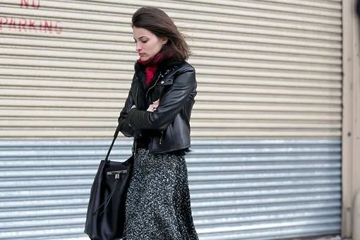 кожаные куртки модные образы