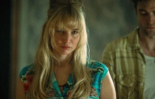 Дженнифер Лоуренс сыграла главную роль в фильме «Умри, моя любовь»