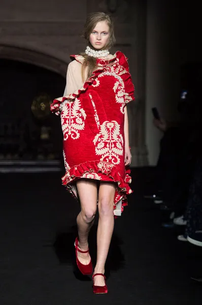 Simone Rocha, осень-зима 2015