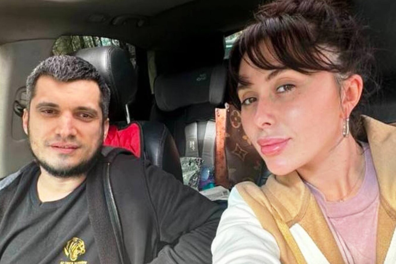 «Конфузы с фанатами»: бывшая жена Паши Техника объяснила появление полиции и ОМОНа на его похоронах