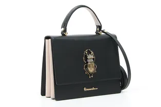 Сумки на осень из новых коллекций: подборка VOICE Сумки на осень из новых коллекций: подборка VOICE