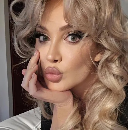 Инна Михайлова заявила о расставании со Стасом Инна Михайлова заявила о расставании со Стасом