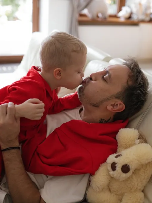 Андрей Черный с сыном Александром