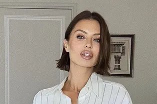 «Я легла на бульвар и сделала медитацию прямо посреди улицы»: Виктория Боня шокировала американцев на Аллее славы «Я легла на бульвар и сделала медитацию прямо посреди улицы»: Виктория Боня шокировала американцев на Аллее славы