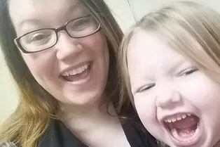 29-летняя американка готовит десерты из плаценты, оставшейся после родов ее сына 29-летняя американка готовит десерты из плаценты, оставшейся после родов ее сына