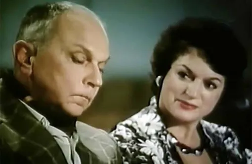 Эрнст Романов и Валентина Калиновская в фильме «Имя твое» Эрнст Романов и Валентина Калиновская в фильме «Имя твое»