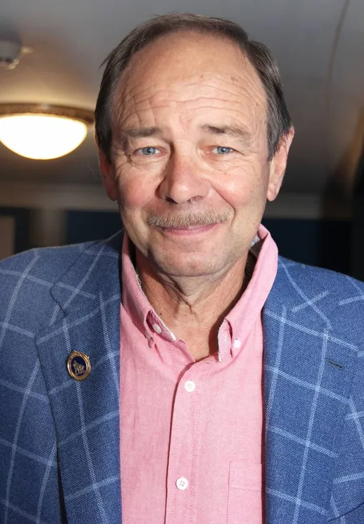 Актер театра, кино и телевидения Петр Складчиков прожил 75 лет