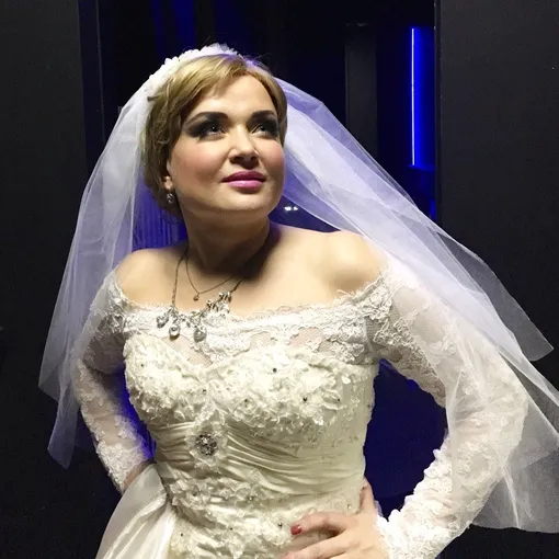 Анна Кузнецова была известной певицей