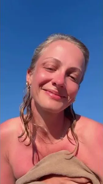 Нажми и смотри