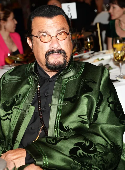 Стивен Сигал в 2016 году получил гражданство России