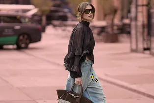 12 пар широких джинсов – такие удобные, что не захочешь снимать 12 пар широких джинсов – такие удобные, что не захочешь снимать