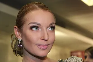 «Я была свидетелем хаоса»: Анастасия Волочкова заявила о возмутительном обмане