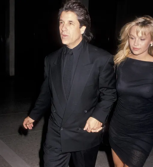 Джон и Памела познакомились 35 лет назад