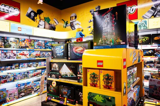 Магазин Lego