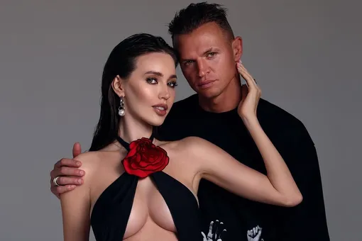 «Всё скромно, не начинай»: Анастасия Костенко оправдалась перед Дмитрием Тарасовым за откровенную фотосессию «Всё скромно, не начинай»: Анастасия Костенко оправдалась перед Дмитрием Тарасовым за откровенную фотосессию