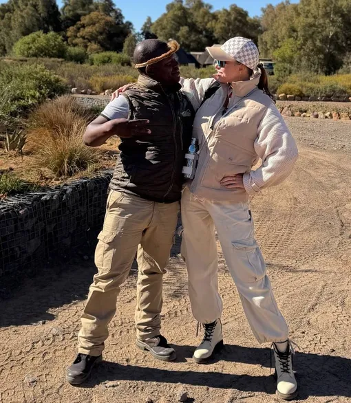 Полина Диброва снялась с новым знакомым Полина Диброва снялась с новым знакомым