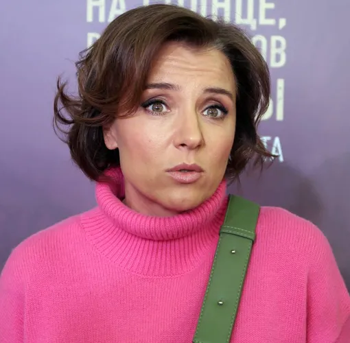 Ксения Алферова унизила Константина Богомолова