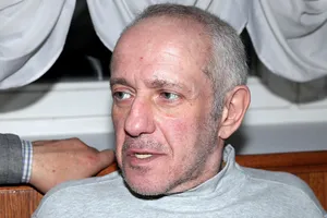 «Скончался в реанимации»: названа причина смерти актера сериалов «Бригада» и «Склифосовский» Владимира Довжика «Скончался в реанимации»: названа причина смерти актера сериалов «Бригада» и «Склифосовский» Владимира Довжика