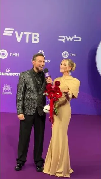 Нажми и смотри