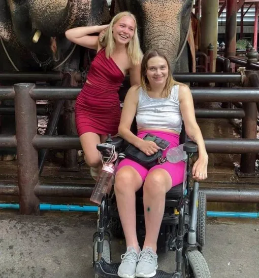 Сестры Алена и Екатерина в Таиланде