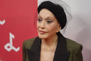 «Будет помогать тростью»: помощница Аллы Пугачевой рассказала о ее состоянии после перелома ноги