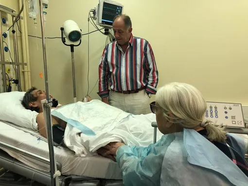 Бари Алибасов в НИИ им. Склифосовского Бари Алибасов в НИИ им. Склифосовского