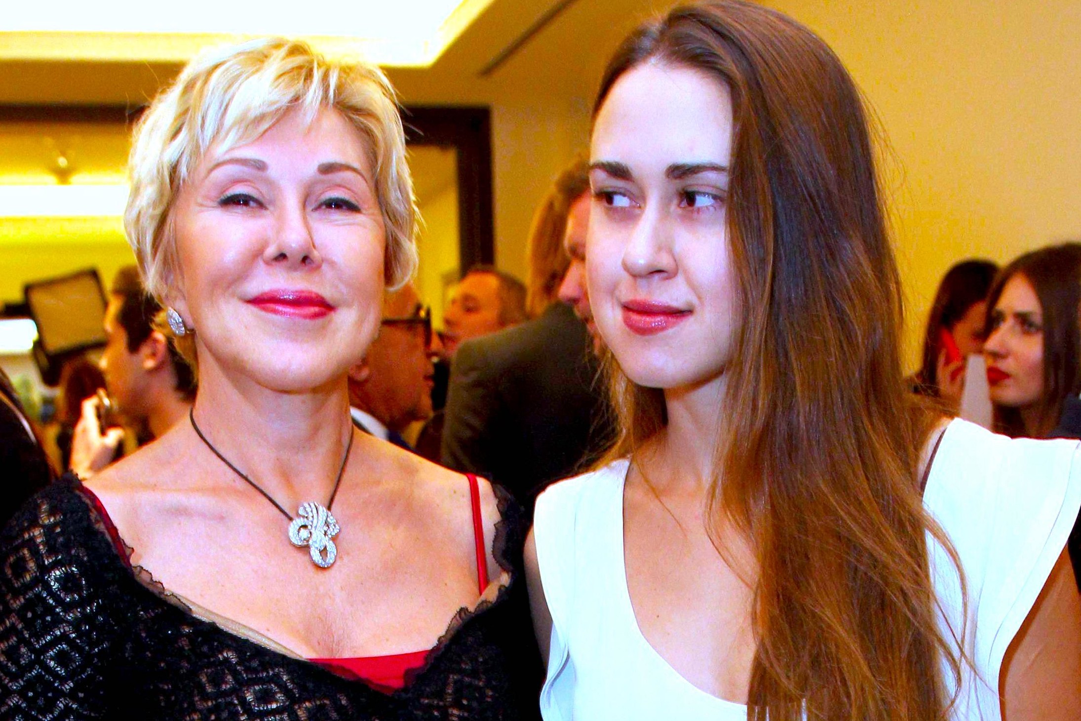 Дось умренскрй. Сколько лет татьяне успенской. Сколько лет татьяне успенской. Дочь любови успенской фото. Сколько лет татьяне успенской.