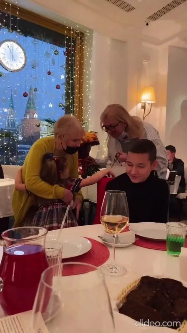 Нажми и смотри Нажми и смотри