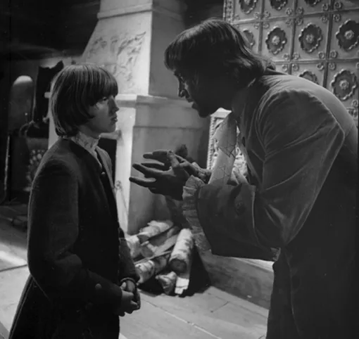 Евгений Митта и Владимир Высоцкий в фильме «Сказ про то, как царь Пётр арапа женил»