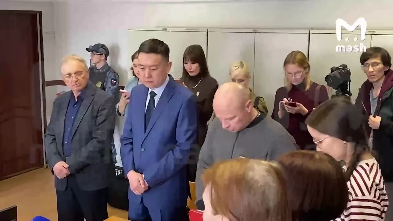 Нажми и смотри