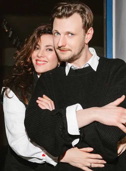 Янина Соколовская с мужем, актером Михаилом Кериным Янина Соколовская с мужем, актером Михаилом Кериным