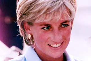 «Ужас для Дианы»: муж Меган Маркл нарушил ценности, важные для принцессы «Ужас для Дианы»: муж Меган Маркл нарушил ценности, важные для принцессы