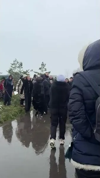 Нажми и смотри