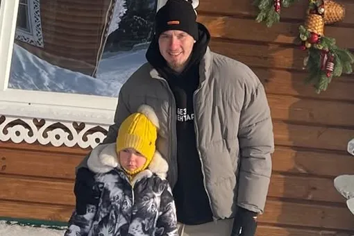 «Дочка довольна»: муж Леры Кудрявцевой привез Машу на родину Деда Мороза — 7 фото «Дочка довольна»: муж Леры Кудрявцевой привез Машу на родину Деда Мороза — 7 фото