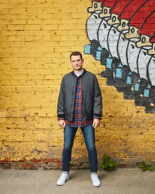 Сергей Овсейкин, лидер и основатель арт-группы ZUKCLUB, место — Переведеновский переулок