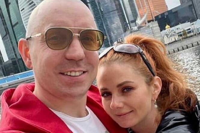 «Оба были на взводе»: Лена Катина откровенно рассказала про отношения с мужем после рождения ребенка