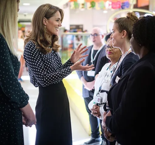 Кейт Миддлтон тепло встретили сотрудники центра