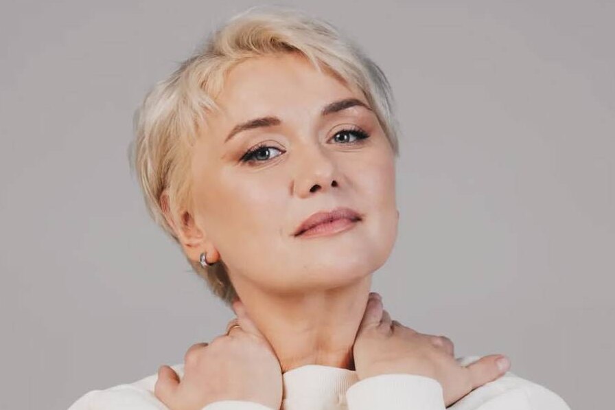 Көк түсті аққұба орнынан тұрып есінен танып қалады