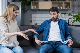 Важный вопрос: почему о деньгах лучше говорить до начала совместной жизни и как правильно это делать