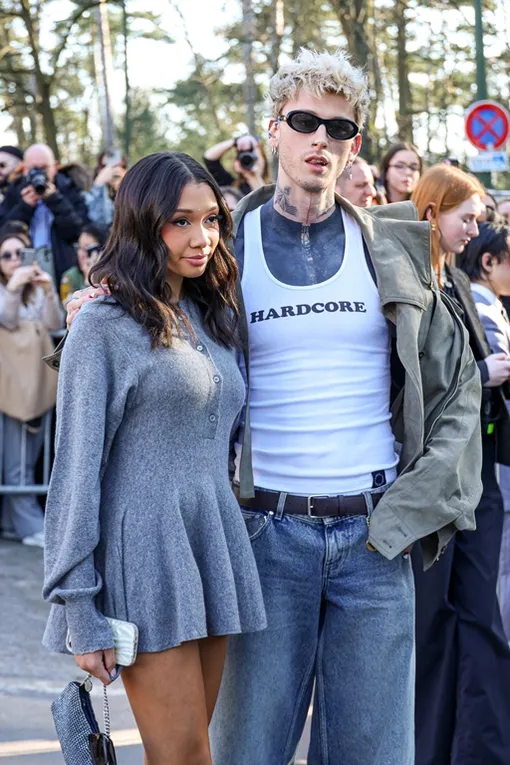 Кейси и Колсон Бейкер в Париже