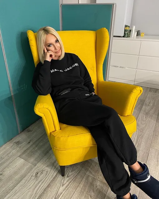 Лера Кудрявцева пожаловалась на подавленное состояние Лера Кудрявцева пожаловалась на подавленное состояние