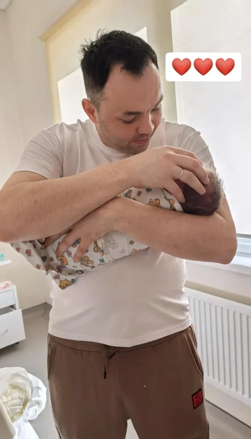 Александр Гобозов стал многодетным отцом